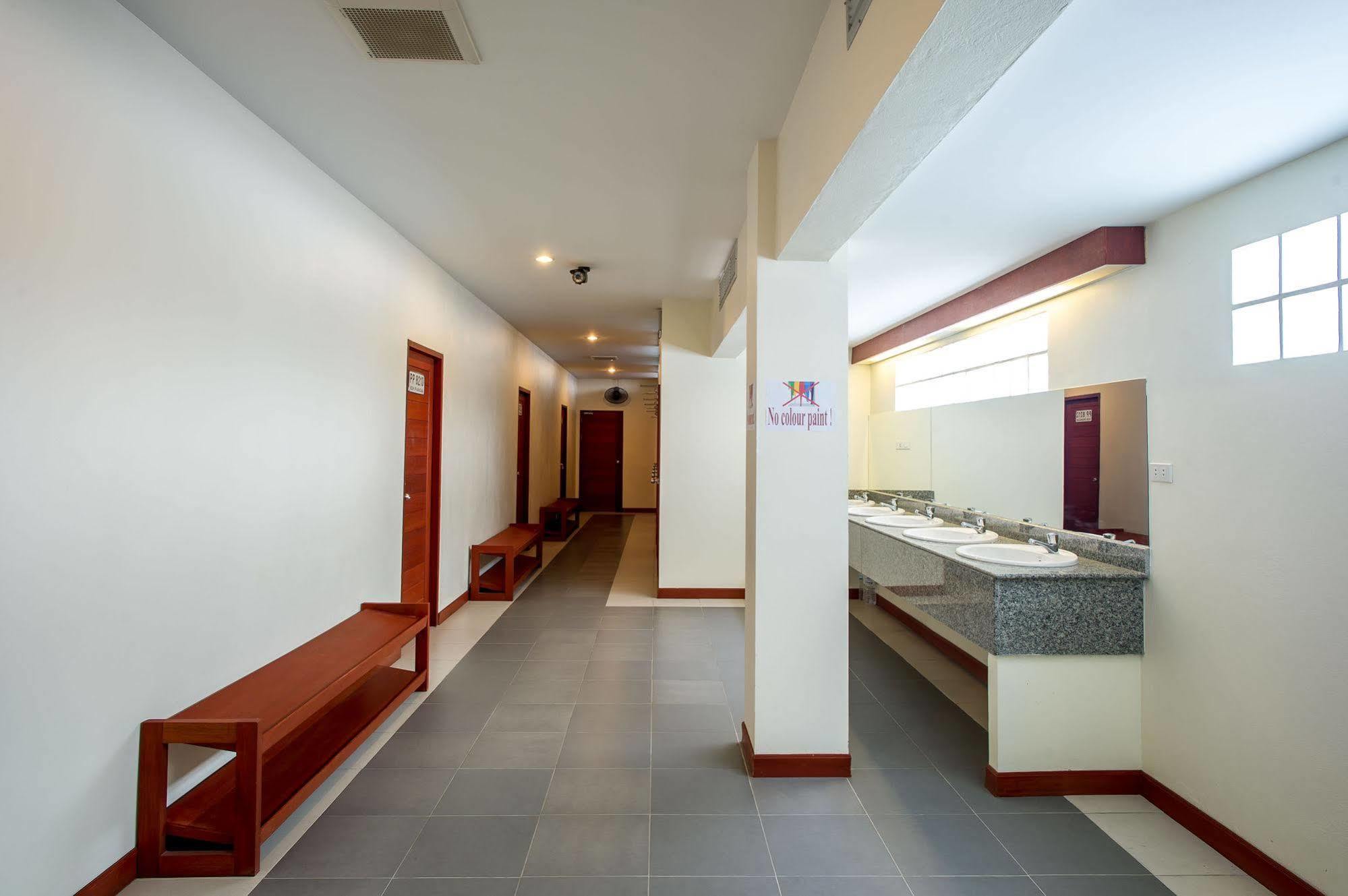 Phangan Pearl Hostel Хаад Рин Экстерьер фото